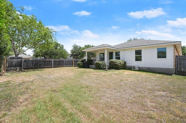 Building Photo - 1511 Nettie Dr