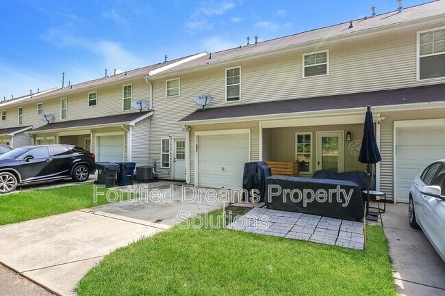 Building Photo - 8326 Brickle Ln