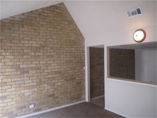 Building Photo - 701 Foster Dr