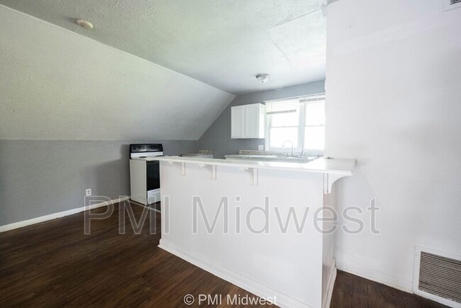 Building Photo - 3554 N Washington Blvd