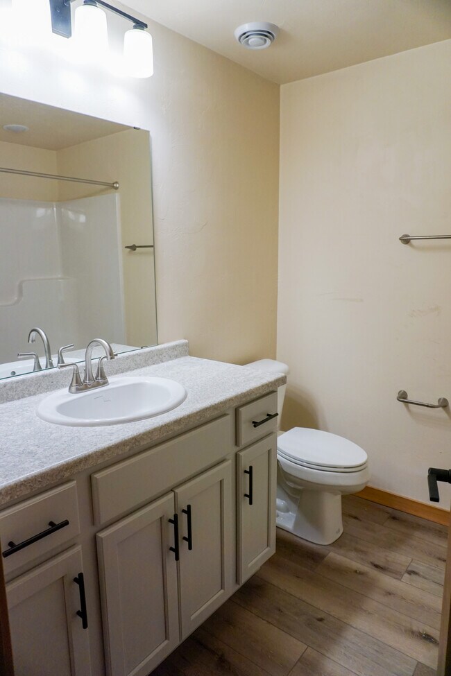 Building Photo - 2682 Princeton Dr