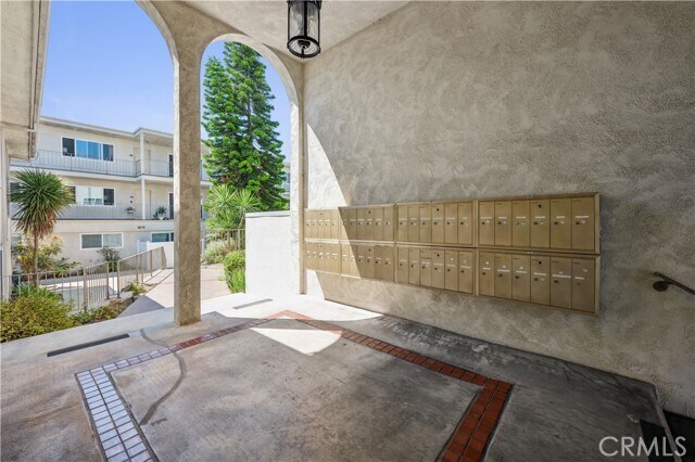 Building Photo - 4160 W 182nd St