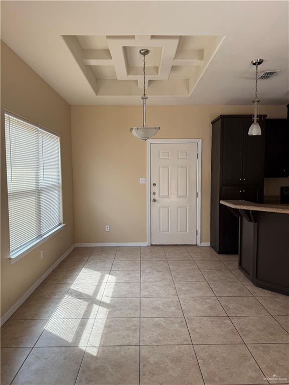 Building Photo - 7 South Dr