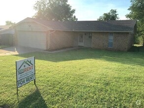 Building Photo - 3 Bed 2 Bath Rent House Eastside