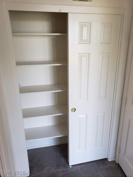 Building Photo - 3504 Glorious Iris Pl