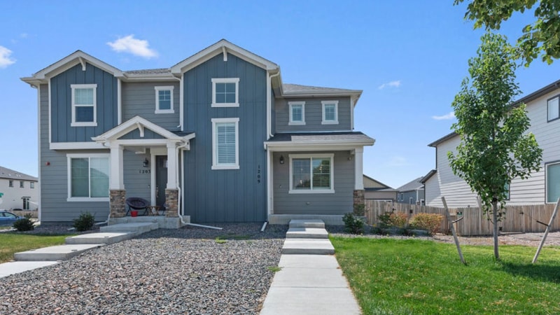 Building Photo - 1209 Bon Homme Richard Dr