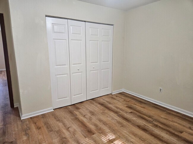 Building Photo - 3884 Osprey Cir