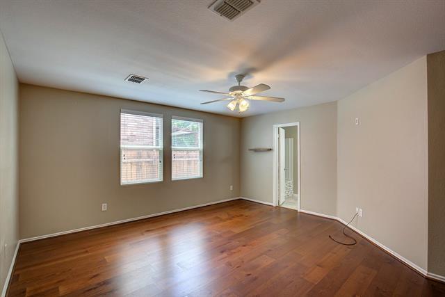Building Photo - 16609 Woodside Dr