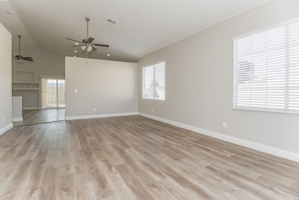 Building Photo - 2519 Hollow Oak Ave