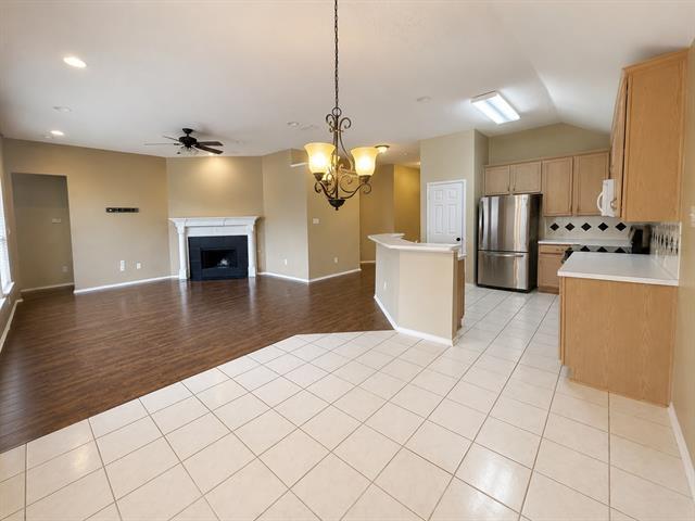 Building Photo - 9505 Thorncliff Dr