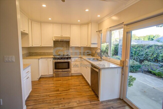Building Photo - 23532 Platina Dr