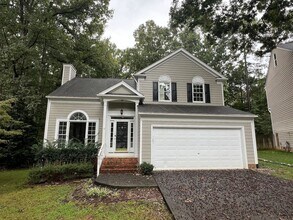 Building Photo - 4 Bedroom 2.5 Bathroom House for rent in Cary NC