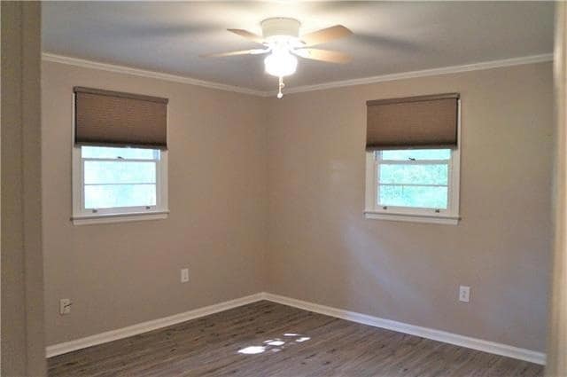 Building Photo - 212 W 20th Ave