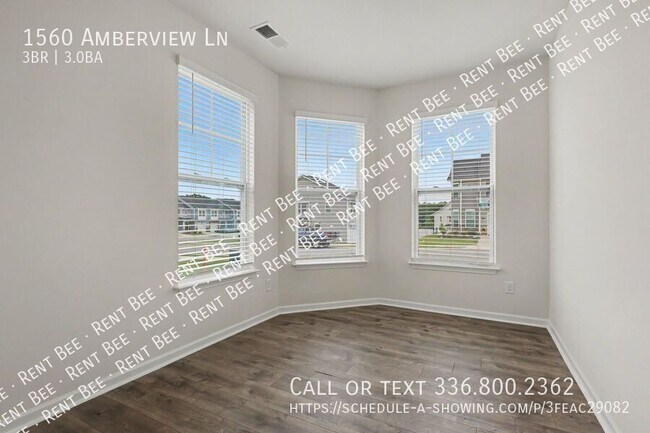 Building Photo - 1560 Amberview Ln