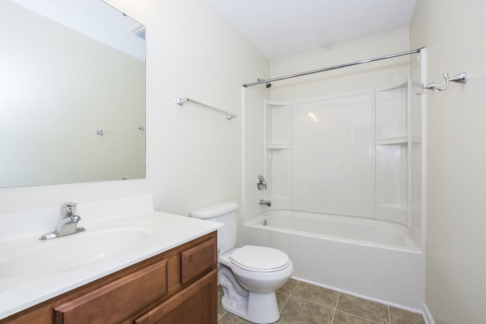 Building Photo - 14416 Lake Crossing Dr