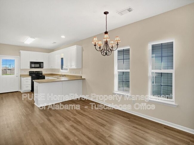 Building Photo - 9750 Moonlight Dr
