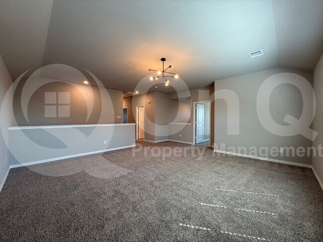Building Photo - 2169 Gill Star Dr