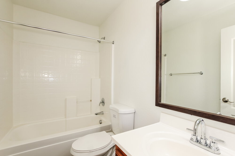 Building Photo - 3035 S 85th Dr