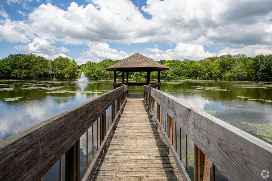 Willow Creek 3707 Greenleaf Cir Kalamazoo MI 49008 Apartment Finder