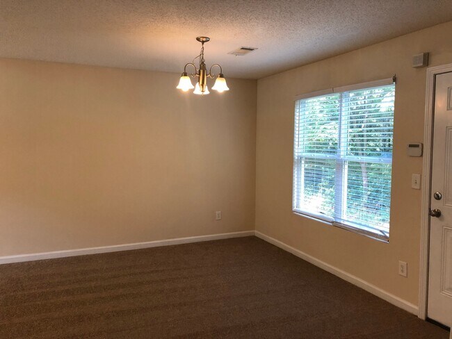 Building Photo - BRIDGEWATER HOME! PRE-LEASING FOR AUGUST 2026!