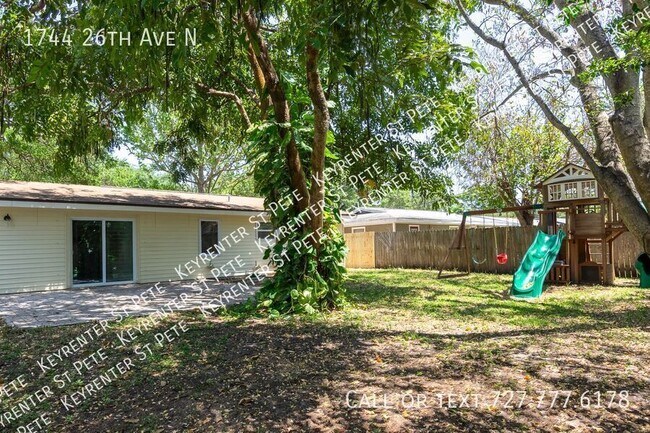 Building Photo - 1744 26th Ave N