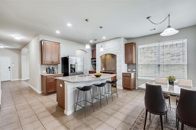Building Photo - 203 Arrowhead Trail