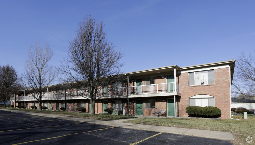 Primary Photo - Forest Park Apartments