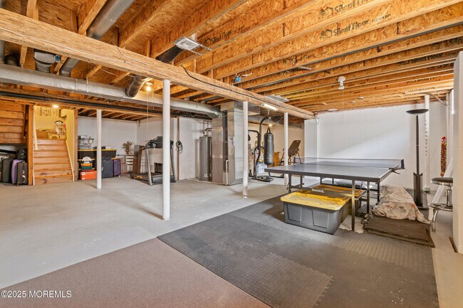 Building Photo - 7 Warbler Rd