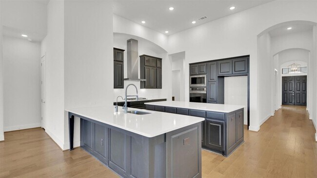 Building Photo - 113 Univ Lands Dr