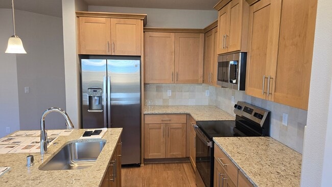 Building Photo - Amazing 3 bedroom Brand new home!!