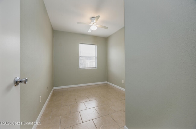 Building Photo - 248 Laurel Oak St