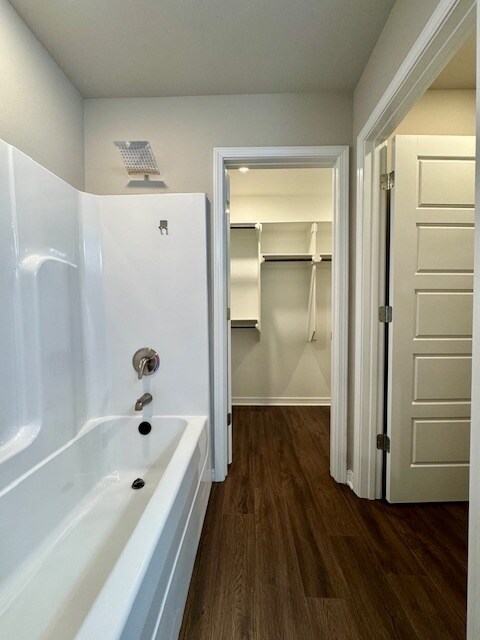 Building Photo - 2315 W Persimmon St