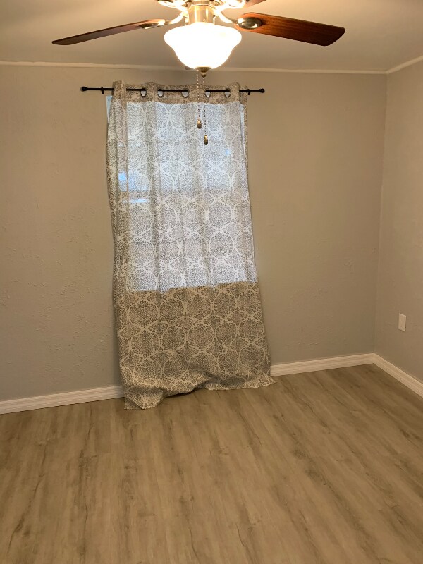 Building Photo - 1116 17th St W