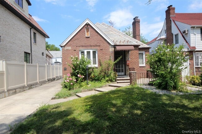 Building Photo - 144-33 Coolidge Ave