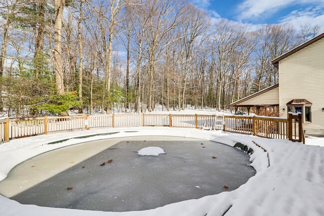 Building Photo - 353 Cherry Lane Rd