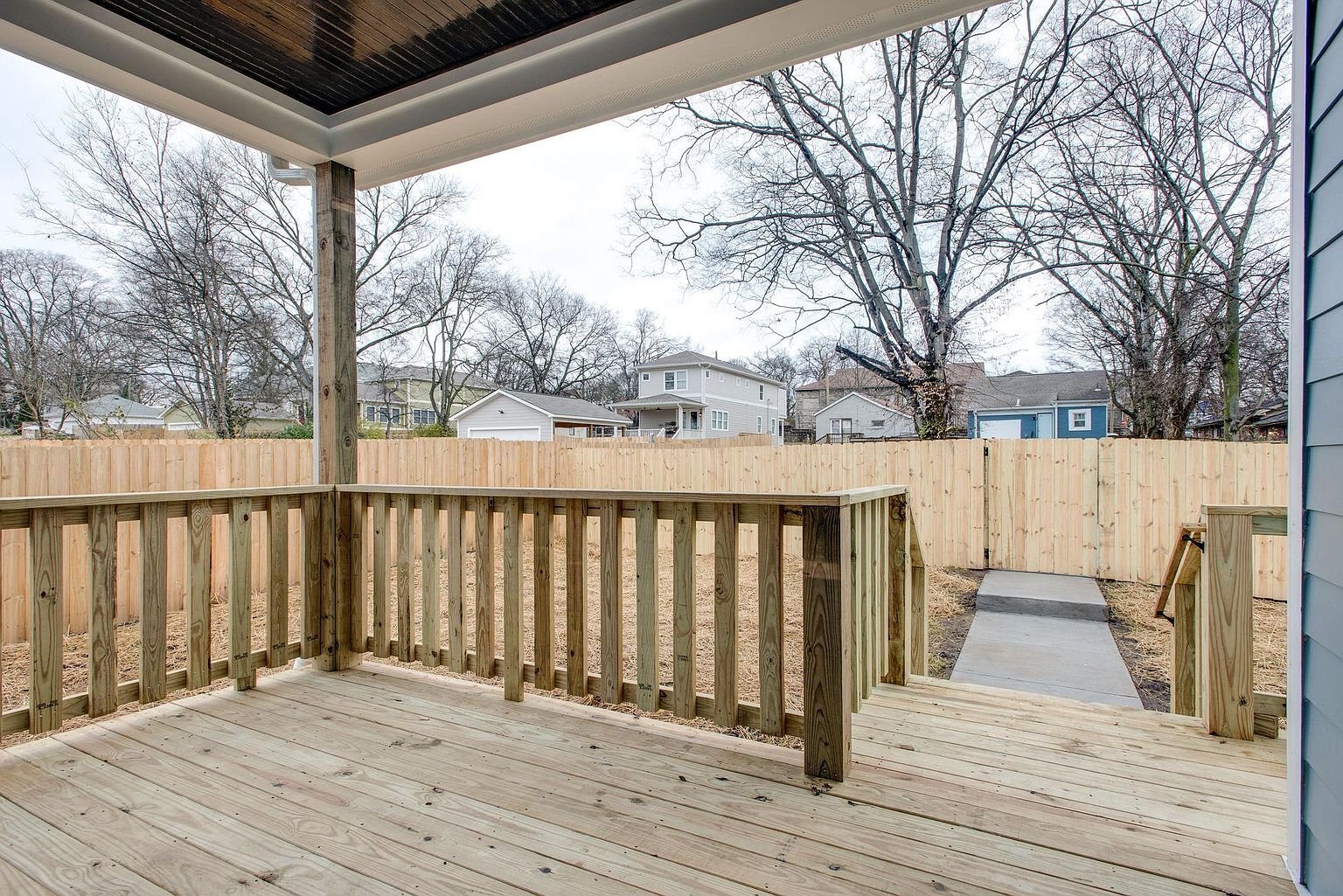 Building Photo - 1616 12th Ave N