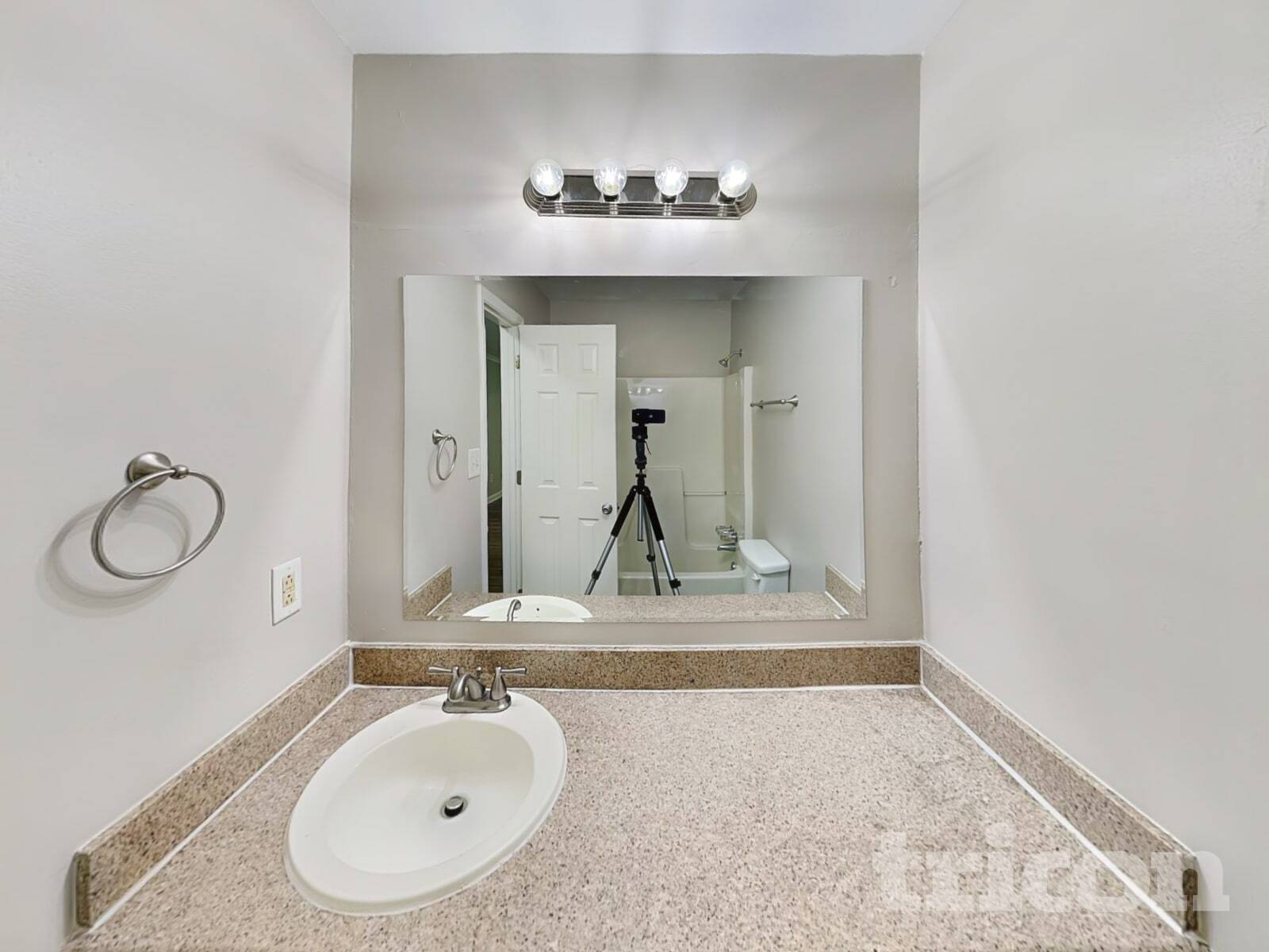 Building Photo - 125 Birch Creek Cir