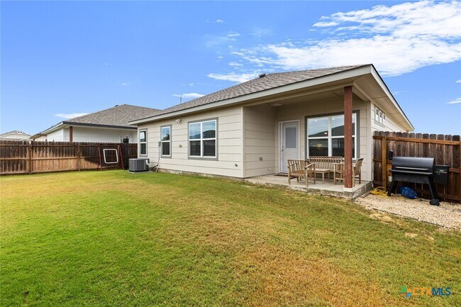 Building Photo - 1614 Flatland Trl