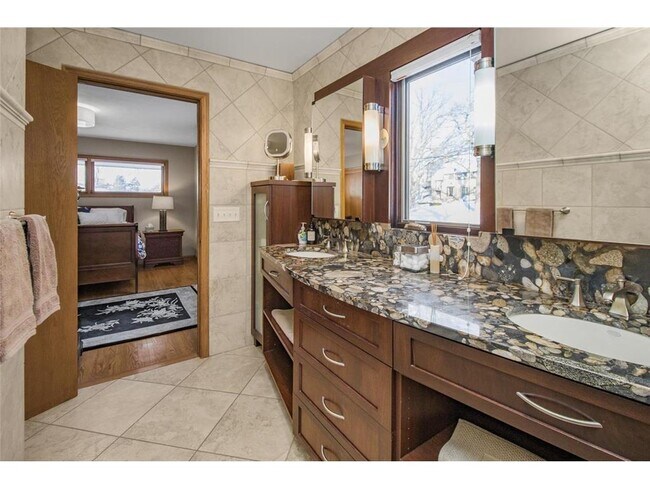 Building Photo - 139 Otis Avenue