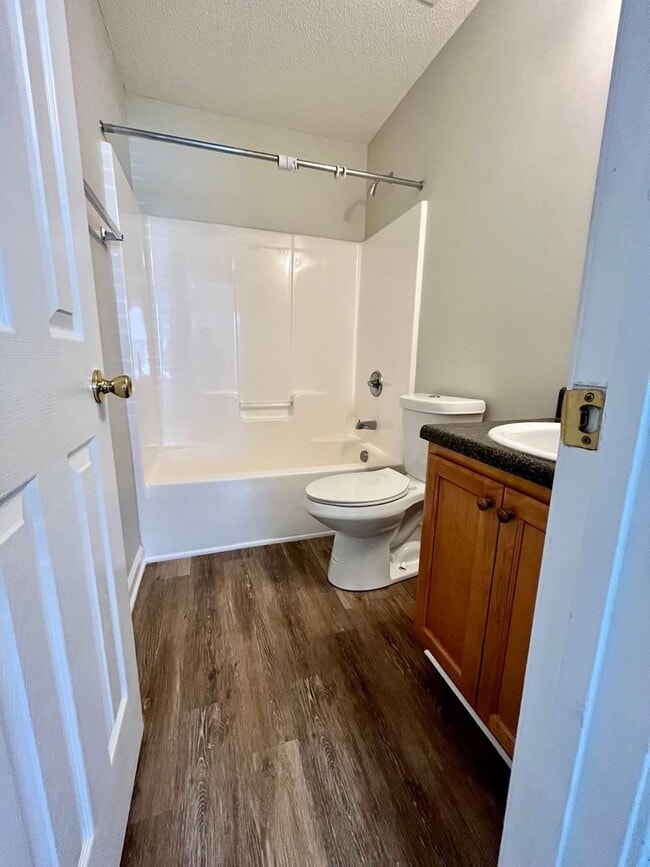 Building Photo - 110 Faybrook Dr