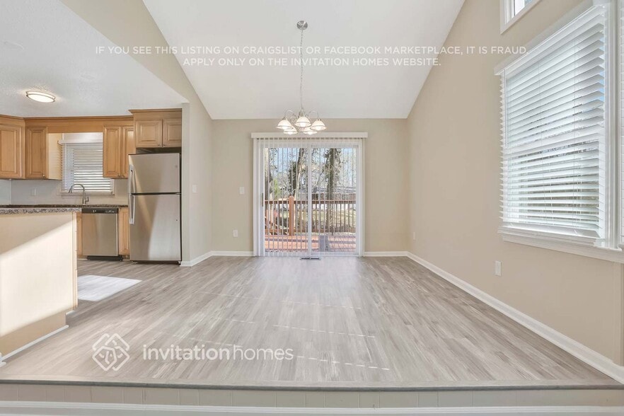 Building Photo - 3623 Mill Lake Dr