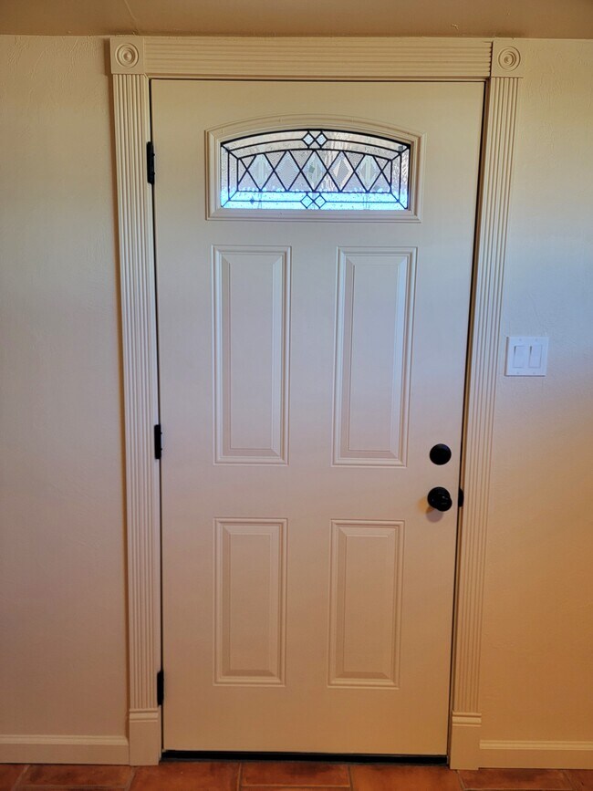 Backdoor - 5650 E Mabel St