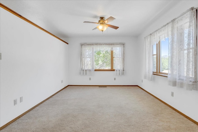 Building Photo - 21179 Hemlock St