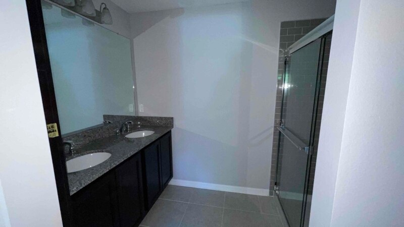 Building Photo - 2906 E 15th Ave