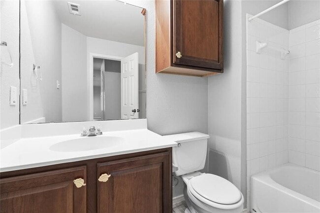 Building Photo - 2308 Pearson Way