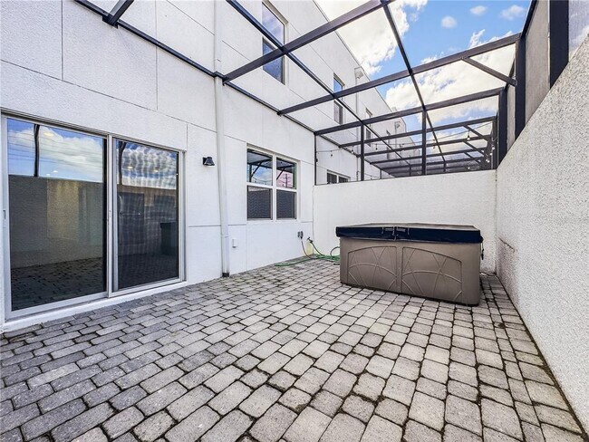 Building Photo - 612 Trikomo Dr