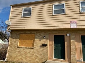 Building Photo - 242-244 N SOUTHAMPTON AVENUE