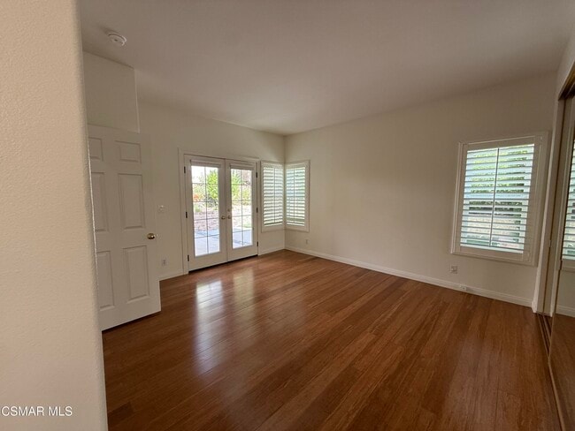 Building Photo - 5615 Roundtree Pl