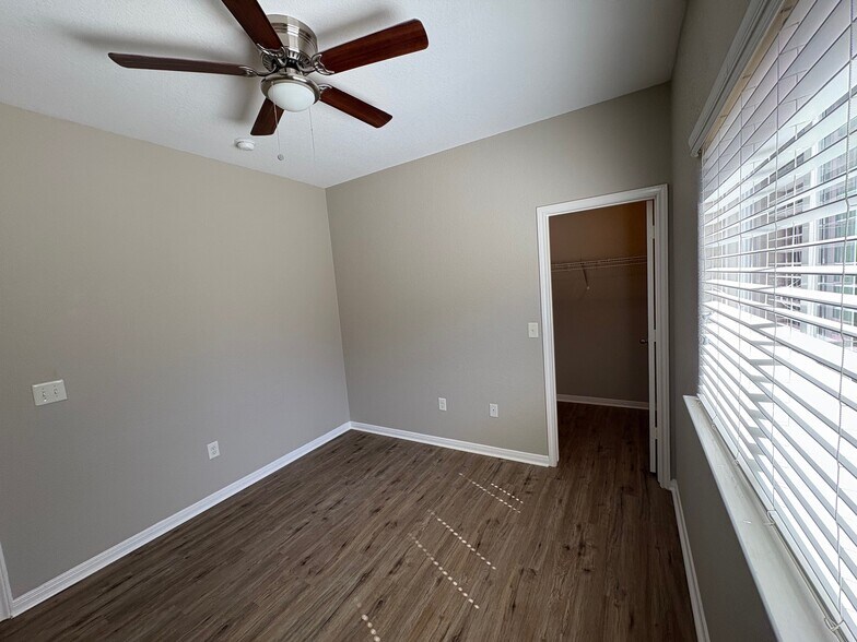 Bed 4 - 3960 Wensledale Dr