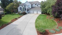 Building Photo - 4bed/3bath Home in Five Mile Prairie